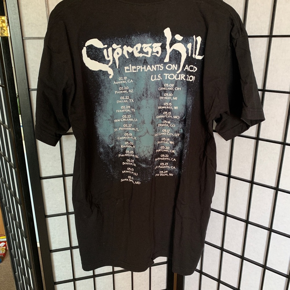 Men’s Concert shirt